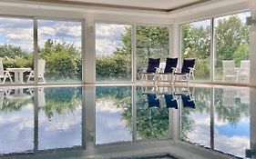 Friesenhof Hotel-Restaurant-Reitanlage